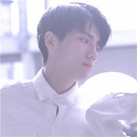 情侣头像女躺在男怀里(11)