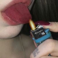 欧美黑白头像伤感图片女生头像背影(6)