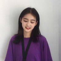 传销戴皇冠女人的微信头像(13)