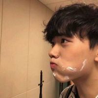 绿色好看的男生头像(19)