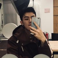 男生头像霸气侧身像(11)