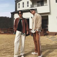 人站在山峰的情侣头像(17)