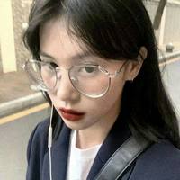 女生抹胸霸气韩版头像(17)