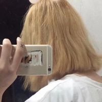 暗真淡人图片女生头像(4)
