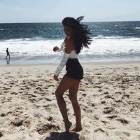 欧美另类黑白头像女生头像