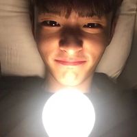 大脸男生头发好看图片头像(20)
