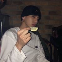 忧伤高清图片男生头像男生(2)