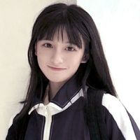 捂被子的女生头像(16)