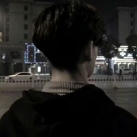 qq男生头像背影高清大图(14)