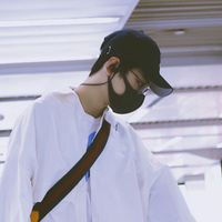 qq头像男生拍衣服(20)