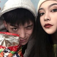 怎样取消情侣空间头像装扮