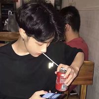 没腹肌的男生头像(11)