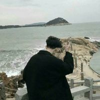 男生头像西装照片(16)