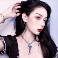 qq头像女生半身裙子黑白(6)