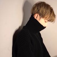 带有猫的男生高清头像图片(10)
