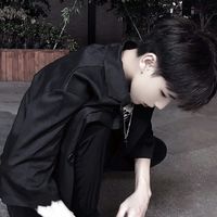 头像非主流男生背影图片(4)