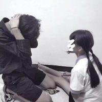 拿酒瓶子喝酒的微信头像(14)