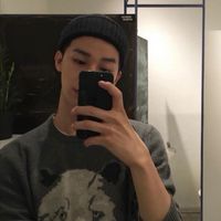 抱着粉红豹的男生头像(2)