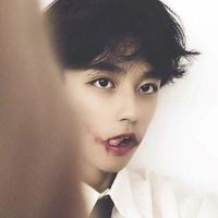 爱笑的二次元图片男生头像(16)