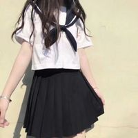 空气短发图片女生头像(5)