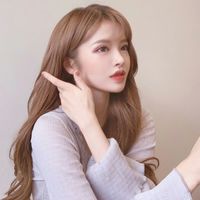 女生报宠物头像