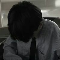 qq头像作死男生(2)