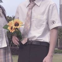 半张脸戴口罩情侣头像(14)