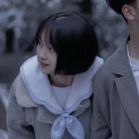 情侣头像亲吻或拥抱两张(16)