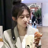 正在学习的女生头像(18)