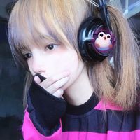 公式水中女生头像堆糖(18)
