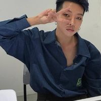 西装成熟头像男生图片(2)
