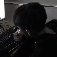暖男抱女生头像图片唯美(19)