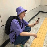 男士带眼镜微信头像(10)