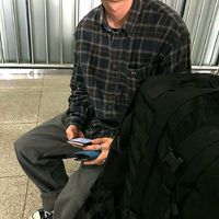 眼镜的二次元男生头像图片(4)