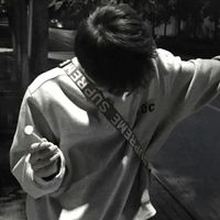 二次元男生妩媚头像图片(7)