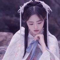 在海边男的拉女的手情侣头像背影图片(17)