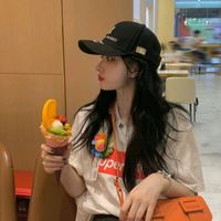 长发头像女生黑白头像(13)