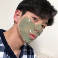 初中男生中分头像(11)