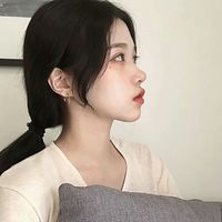 女生简约简笔画头像图片(19)