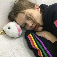 欧美唯美搞怪头像女生头像(12)