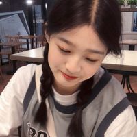 76属龙女微信头像(17)