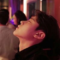 qq头像男生帅气阳光少年(13)