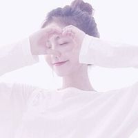 复古眼镜霸气女生头像(9)
