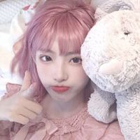 女生戴鸭舌帽头像背影照片(18)