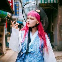 欧美男生开跑车头像(10)