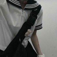 qq女生超拽霸气黑白头像(3)