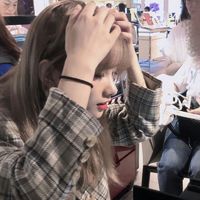 超级帅的女生头像(13)