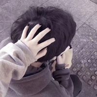 床上姿势情侣头像(18)