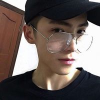 身体动作的男生头像(3)