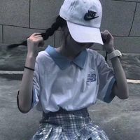 女生头像背影绿色(3)